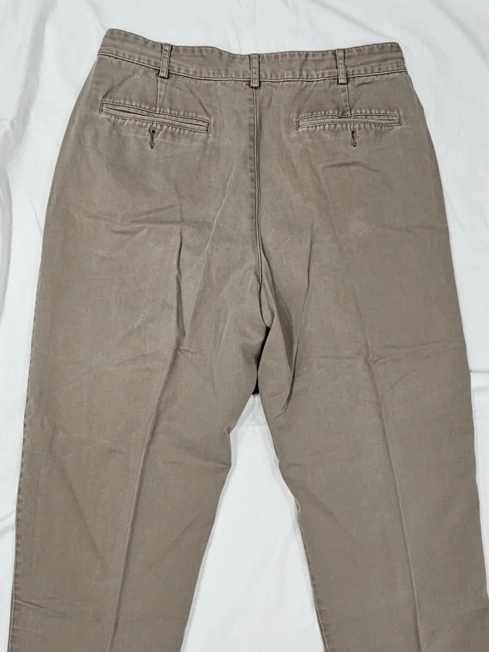 Lands' End pleated front cuffed chinos in khaki size 32 waist and 27 inseam